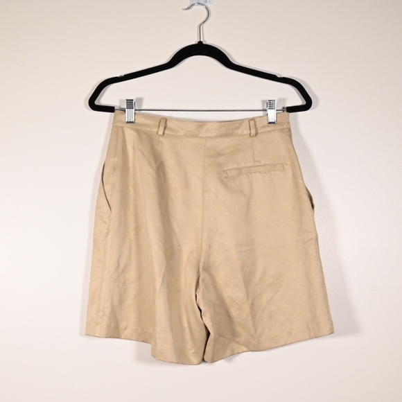 High Rise Tailored Shorts - Picture 2 of 2